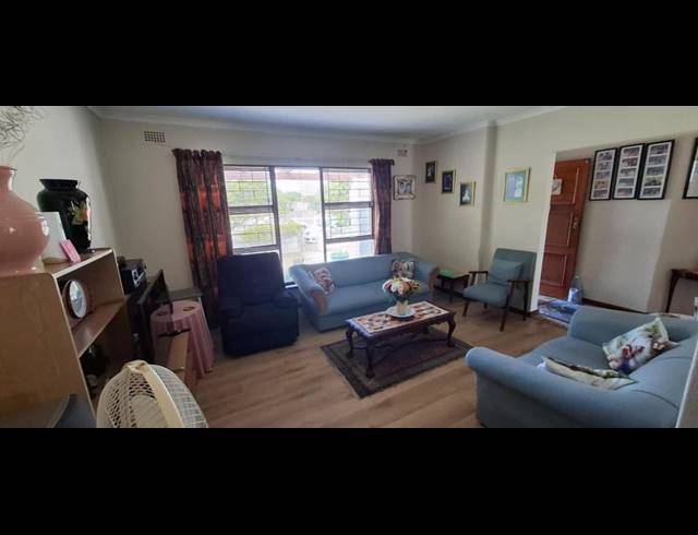 3 BEDROOM HOUSE FOR SALE IN BOTHASIG